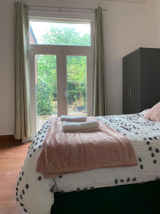 Mcf Short Stay Accommodation - Handsworth Бирмингем Экстерьер фото