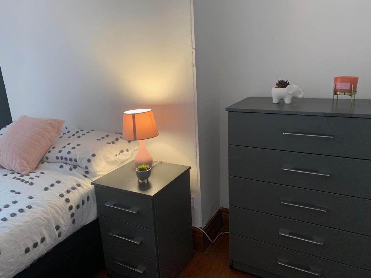 Mcf Short Stay Accommodation - Handsworth Бирмингем Экстерьер фото
