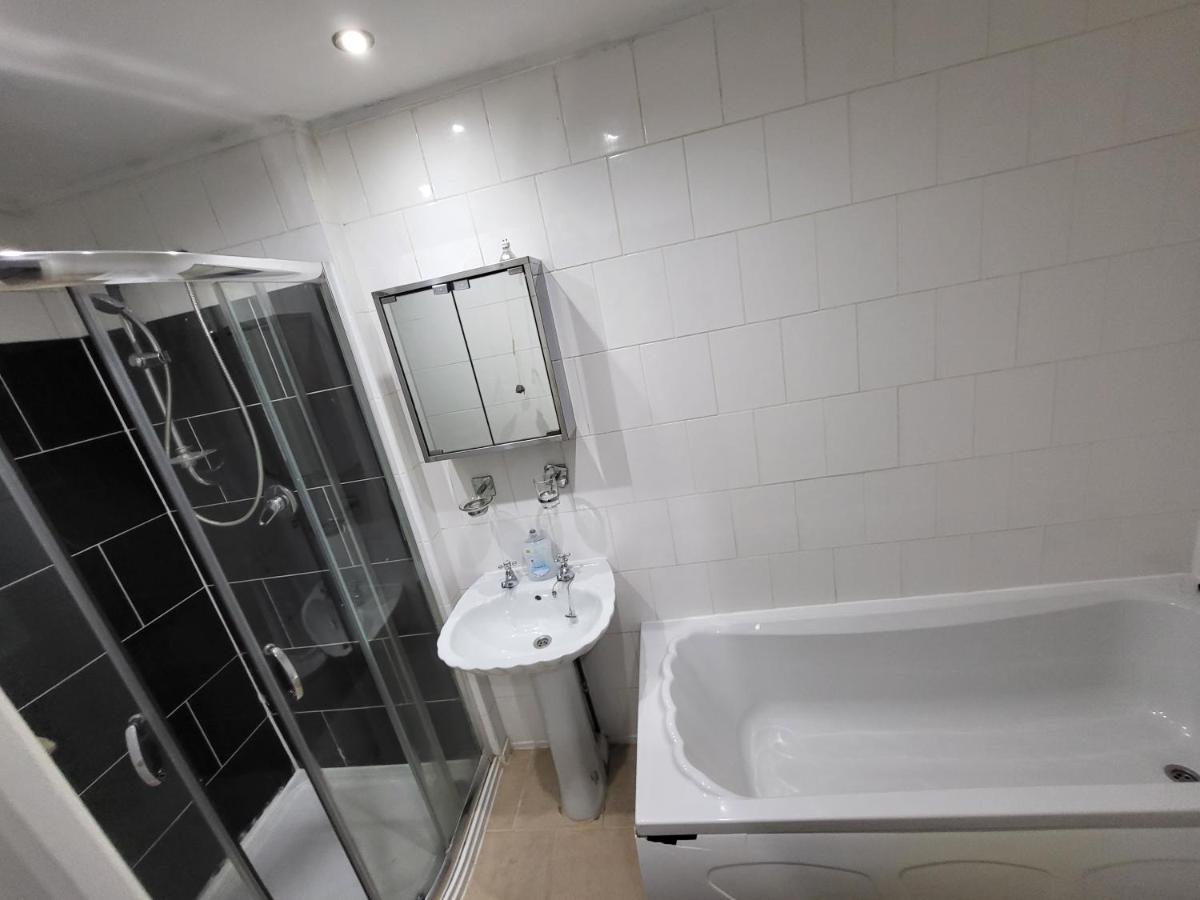Mcf Short Stay Accommodation - Handsworth Бирмингем Экстерьер фото