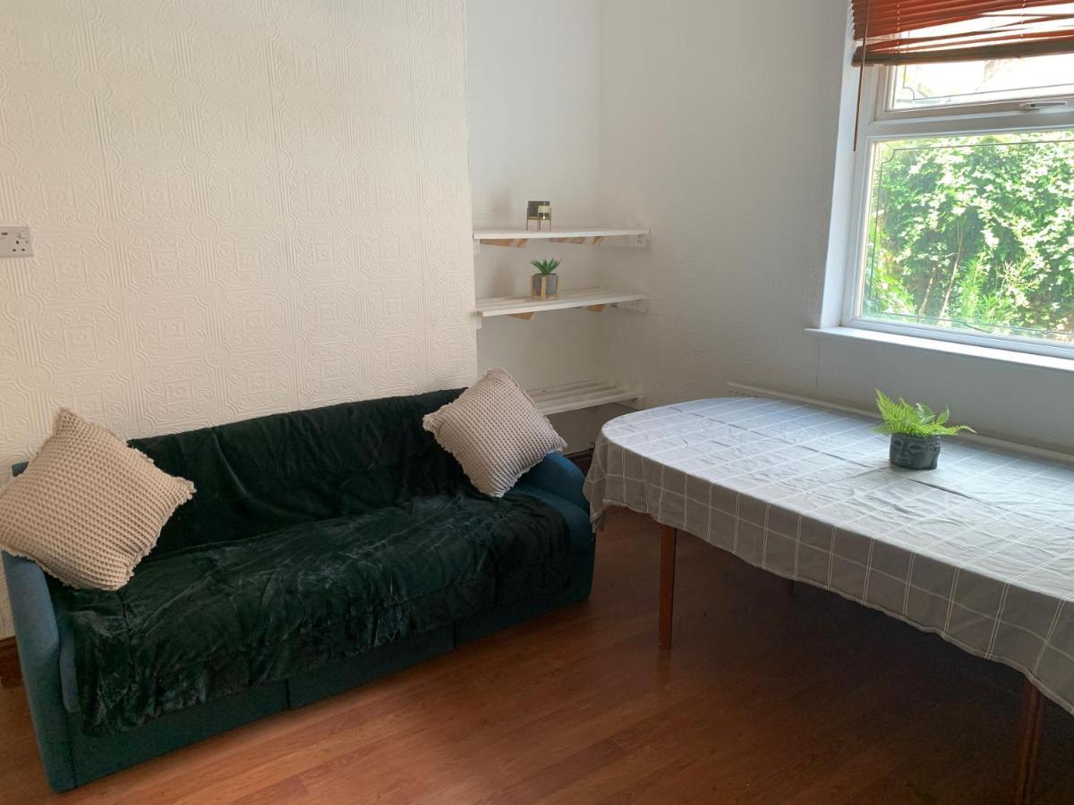 Mcf Short Stay Accommodation - Handsworth Бирмингем Экстерьер фото