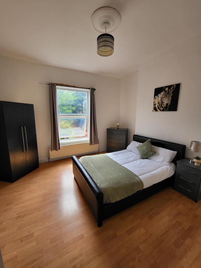 Mcf Short Stay Accommodation - Handsworth Бирмингем Экстерьер фото